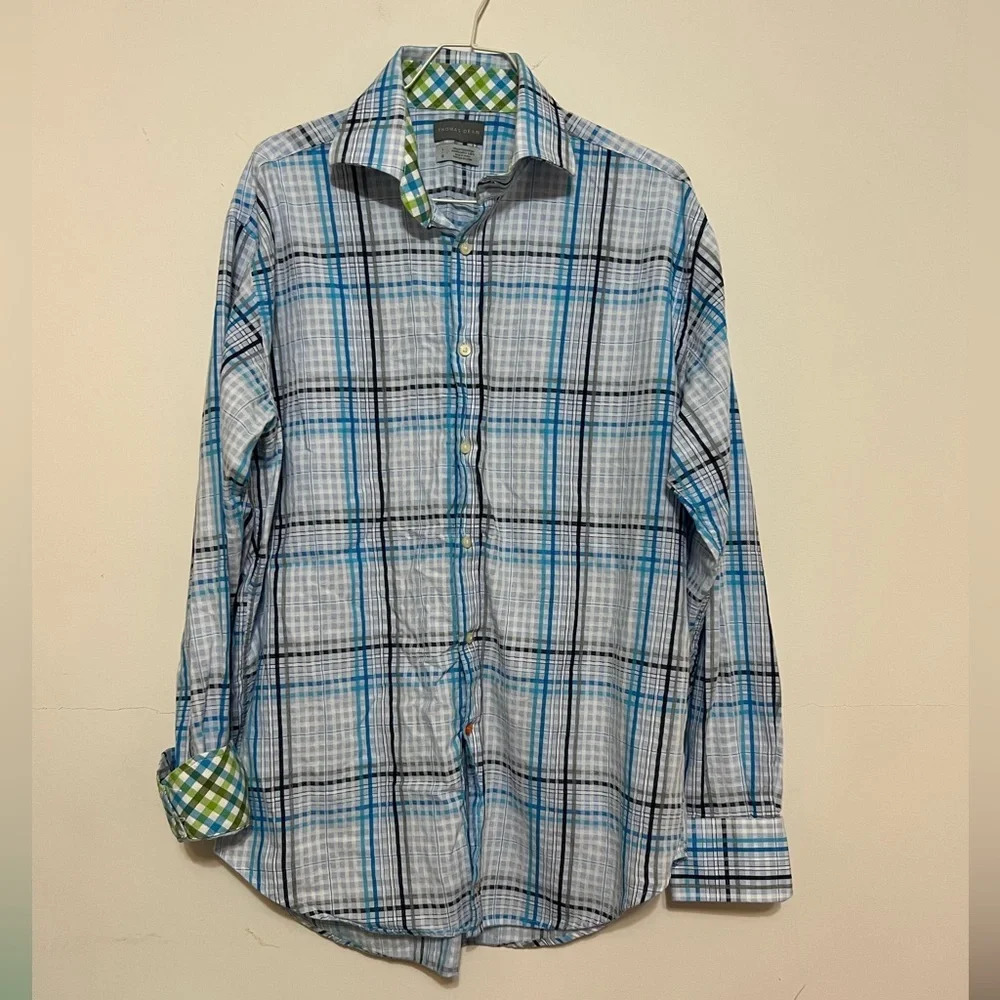 Thomas Dean button down blue white plaid button down shirt. Size Large.